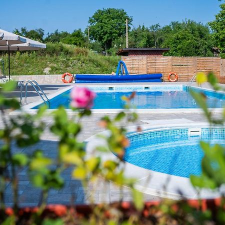 Комплекс Асеневци Hotell Tsareva Livada Eksteriør bilde